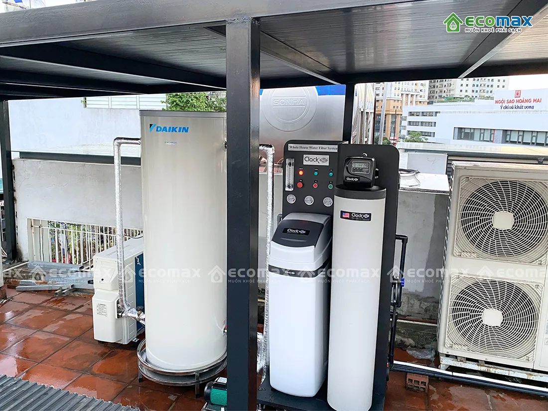 Máy nước nóng Heat Pump Daikin 315 Lít lắp đặt cùng lọc nước đầu nguồn Clack tại Hoàng Mai - Hà Nội